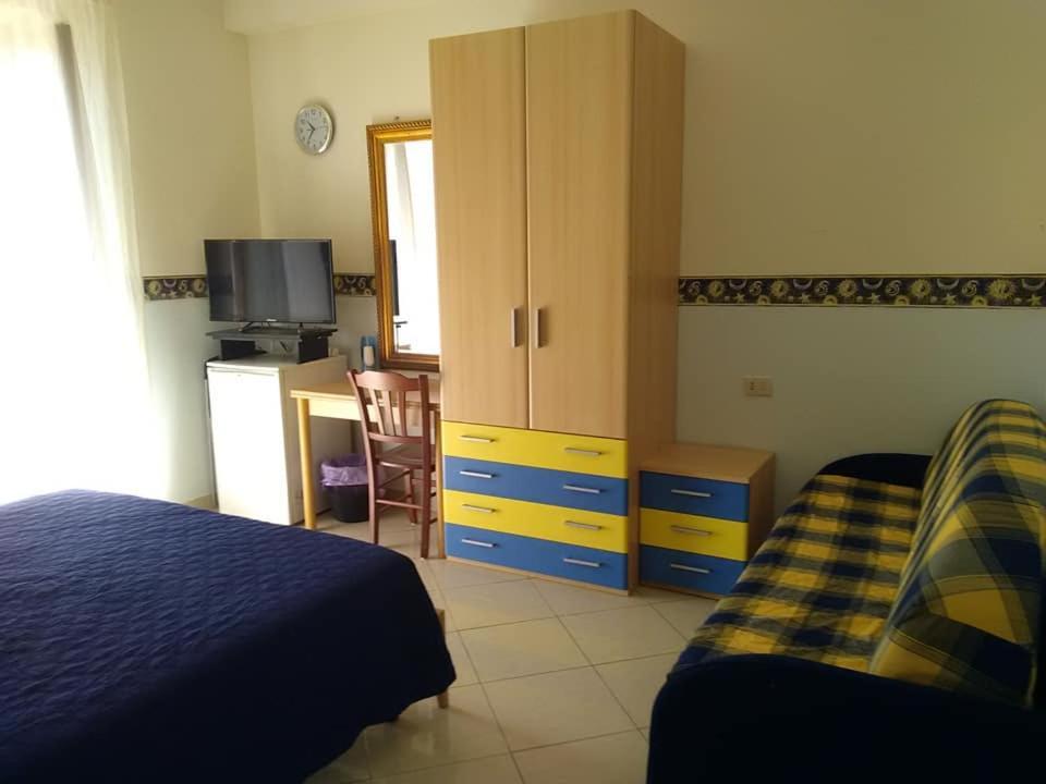 Al Centro Bed and Breakfast Fondi Εξωτερικό φωτογραφία